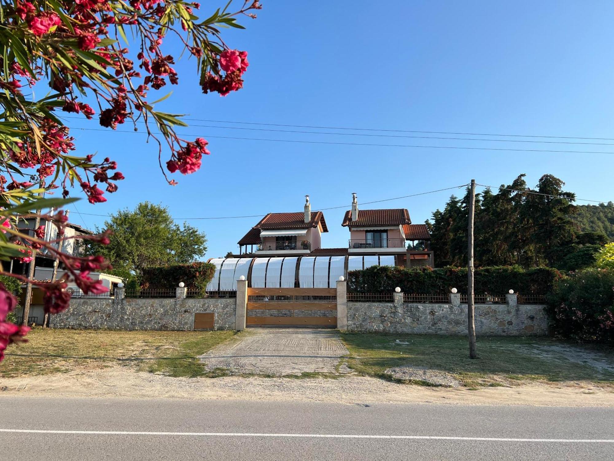 Captain'S Apartments Pefkochori Exterior photo